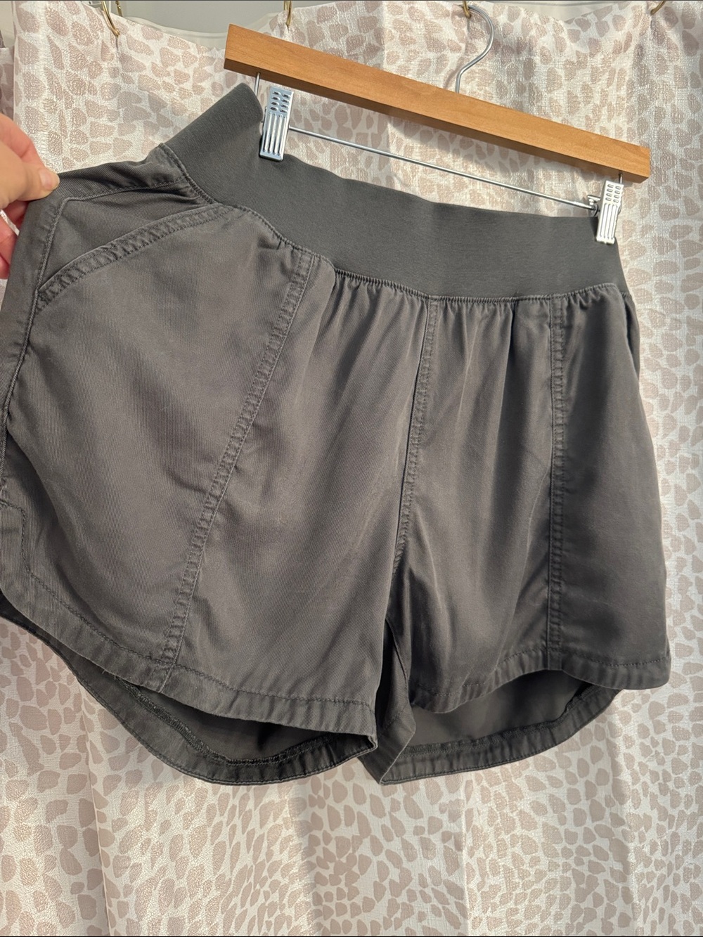 Everyday Women's Athletic Pull-On Shorts — olive green & khaki BUNDLE - Picture 4 of 11